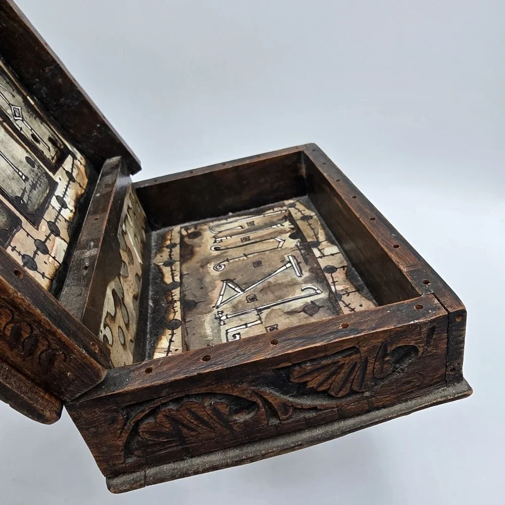 N/A nice unique box
